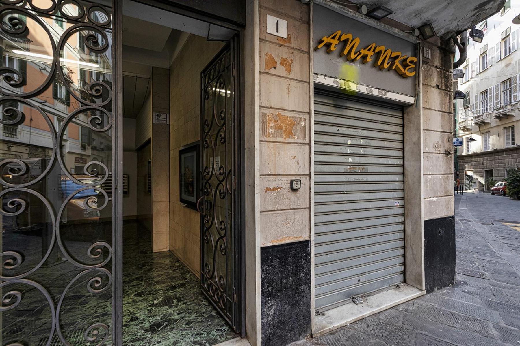 Art Near Lomellini Street By Wonderful Italy * Genova